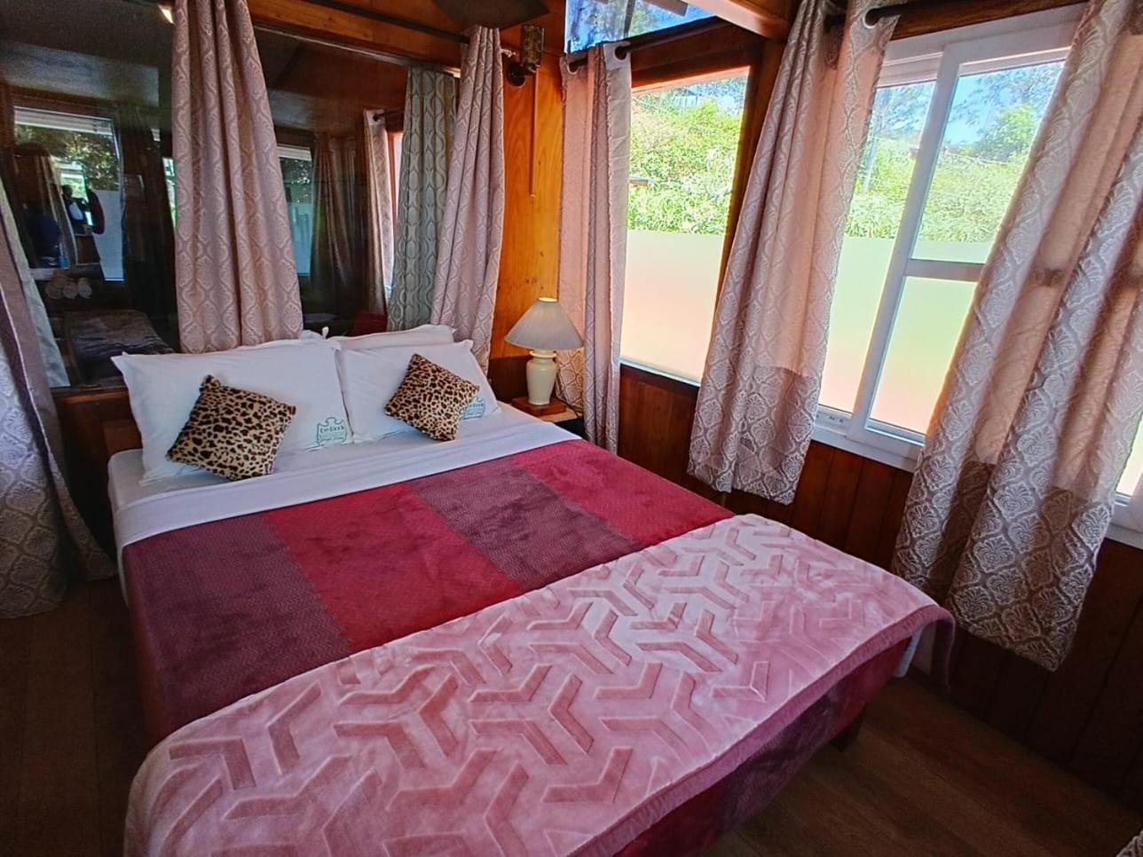 De Rock Jungle Living Resort Coonoor Exterior photo